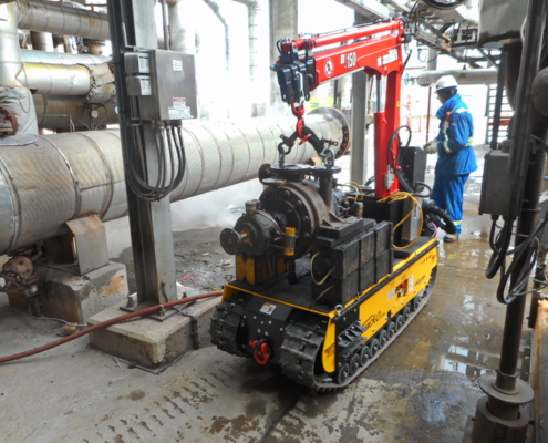 Track-O Mini Crawler Crane M7 auf Track-O Cross-Country